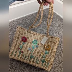 Beautiful straw tote bag, medium, NWT. Vintage K-Mart. In perfect condition.